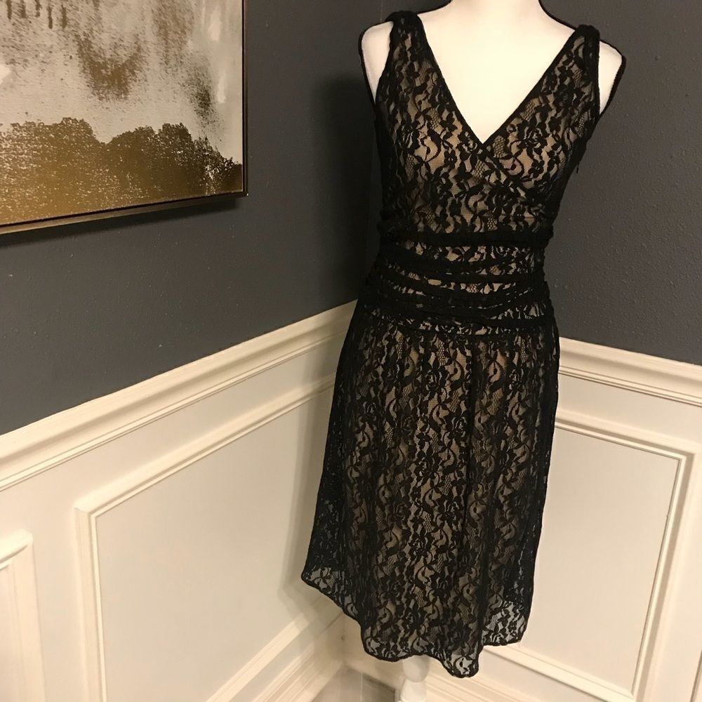 Vintage Spiegel V neck lace dress